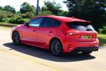 Ford Focus ST-Line 2018 года (UK)